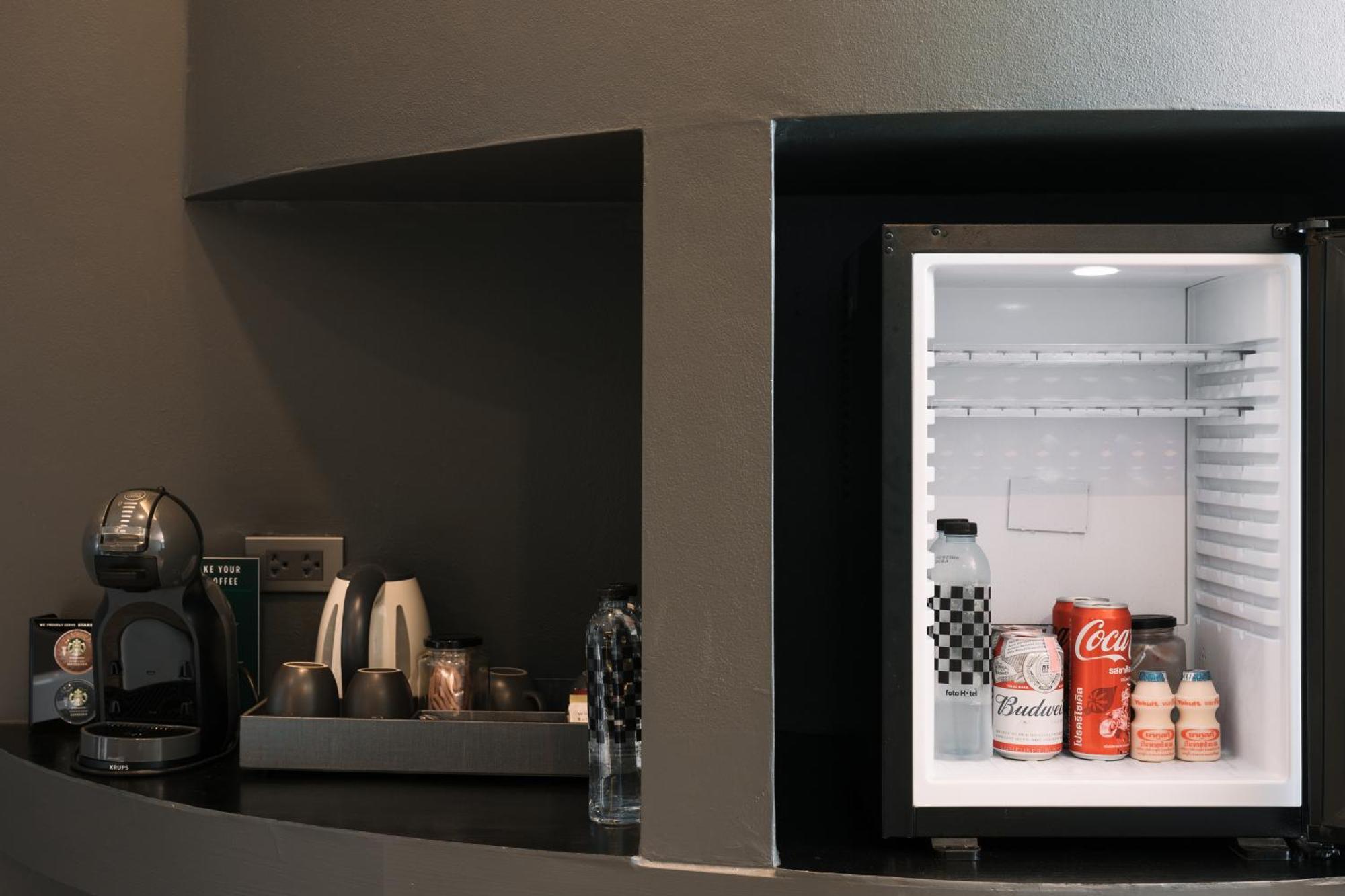 Foto Hotel Phuket Beachfront Ngoại thất bức ảnh A built-in beverage refrigerator