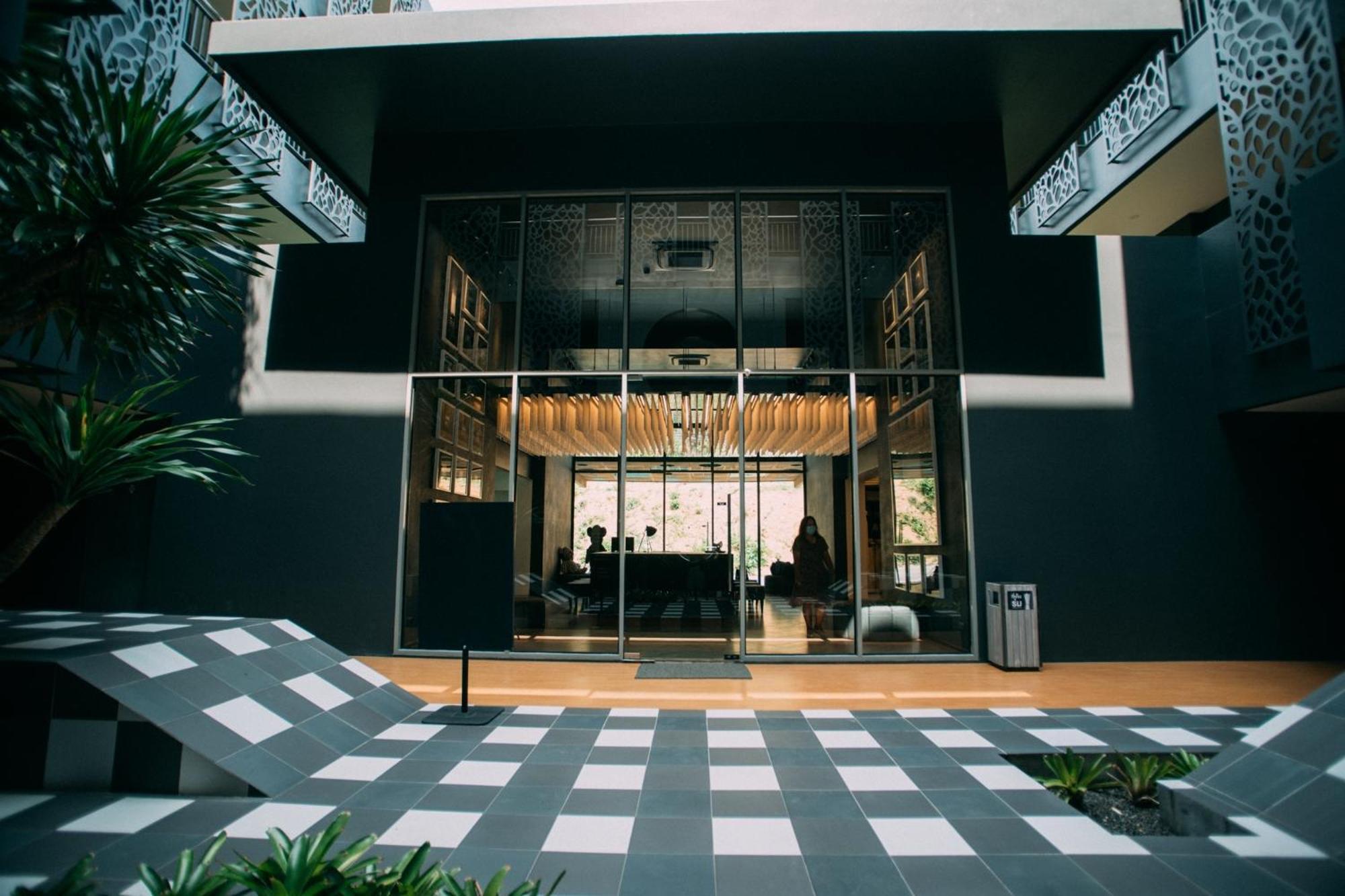 Foto Hotel Phuket Beachfront Ngoại thất bức ảnh The lobby of the hotel