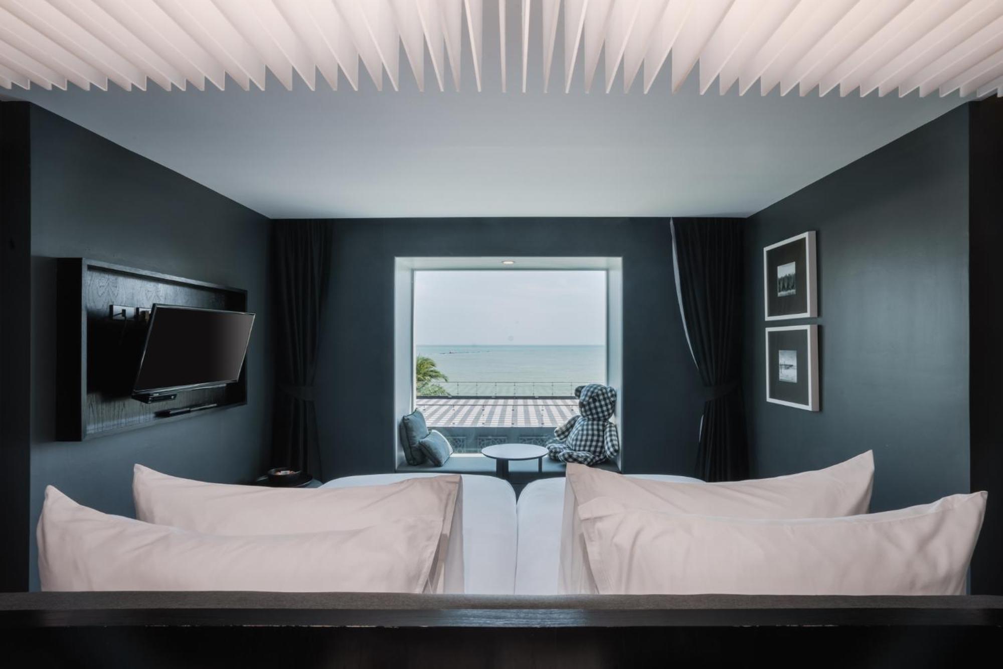 Foto Hotel Phuket Beachfront Ngoại thất bức ảnh Deluxe Ocean View