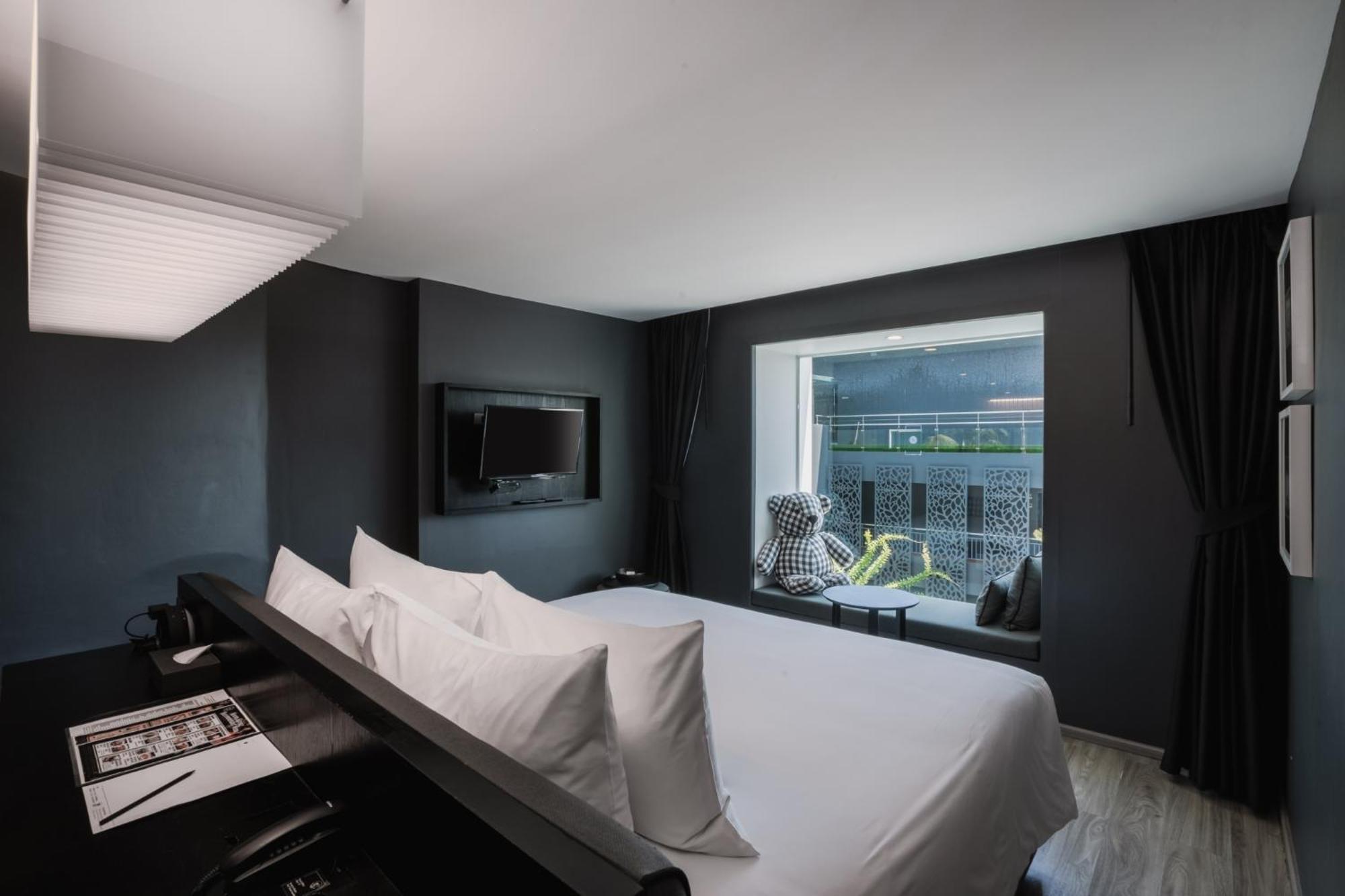 Foto Hotel Phuket Beachfront Ngoại thất bức ảnh