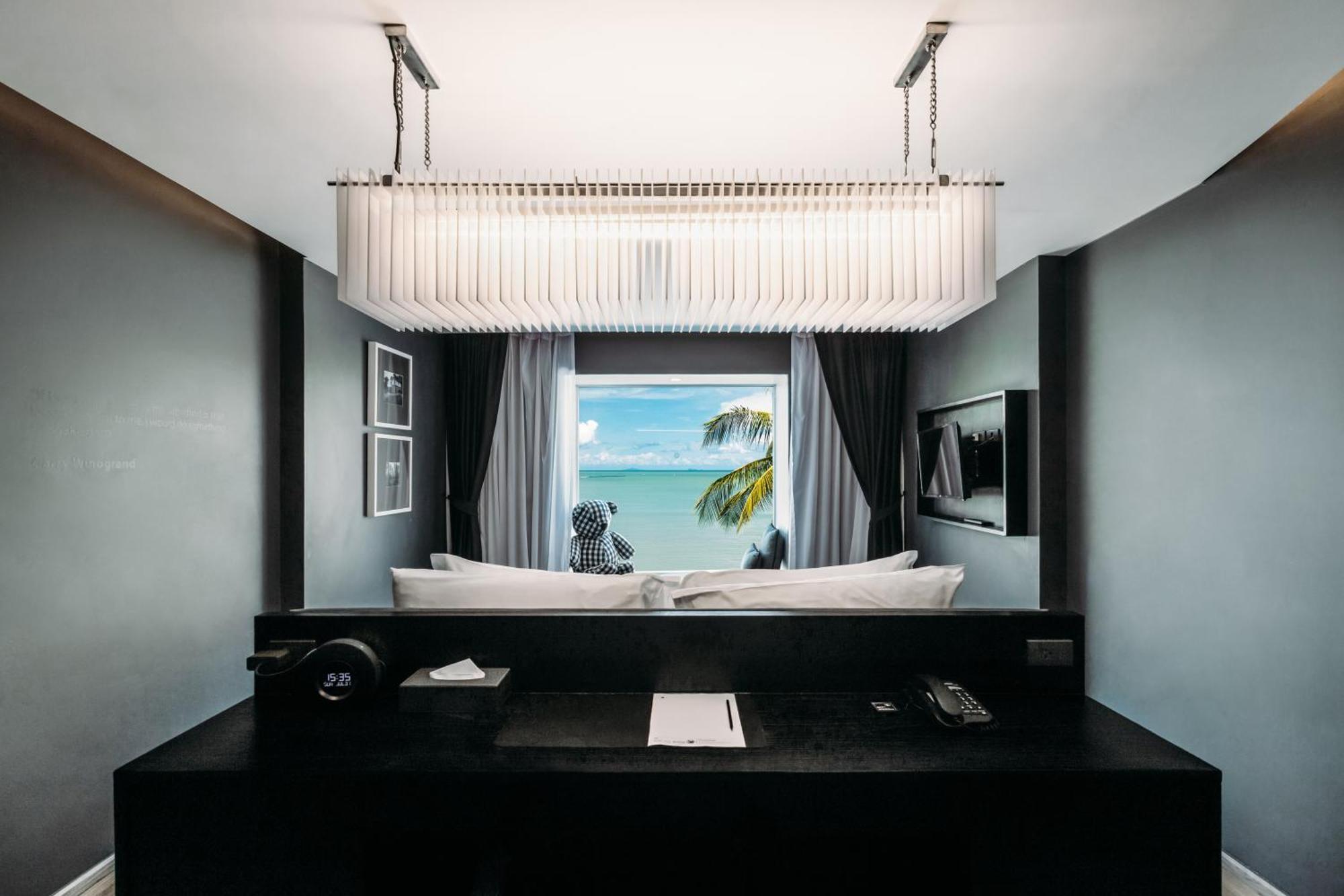 Foto Hotel Phuket Beachfront Ngoại thất bức ảnh Deluxe Ocean View